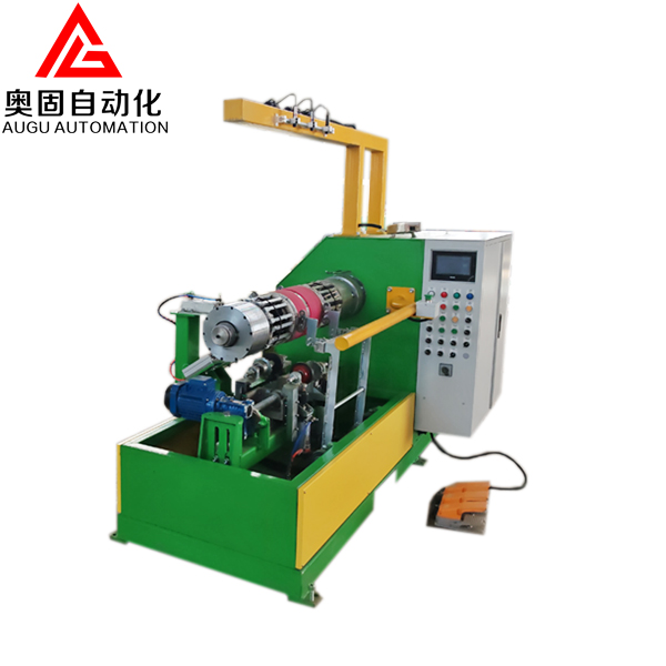 Tricikli gumiabroncs építő gép